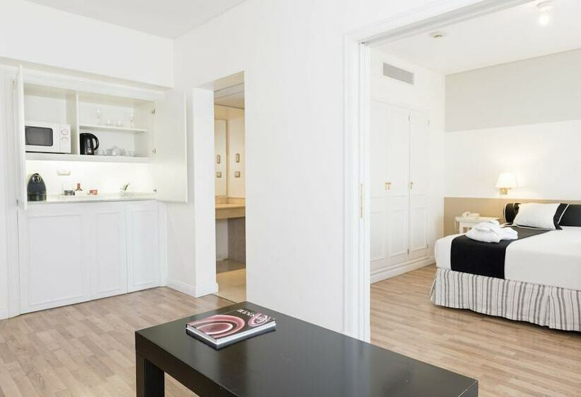 行政套房, Loi Suites Recoleta