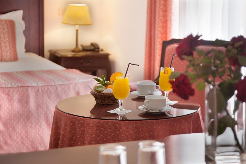 Номер Стандарт, Turim Club Azeitao