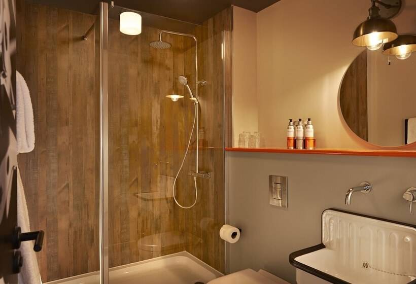 Номер Стандарт, Bike & Boot Inns Scarborough   Leisure Hotels For Now
