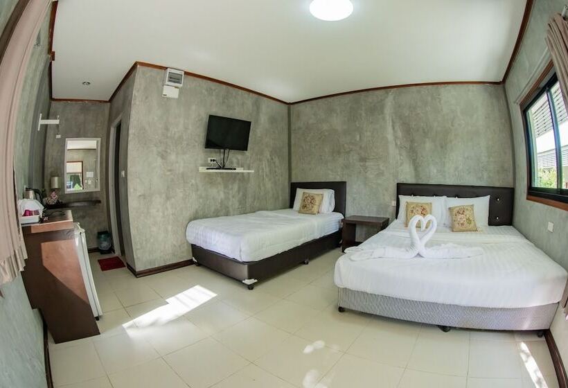 اتاق استاندارد, Tompizza Resort