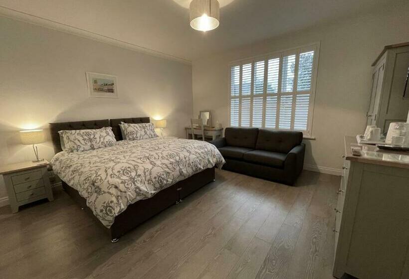 Номер Deluxe, Cotswold Hare