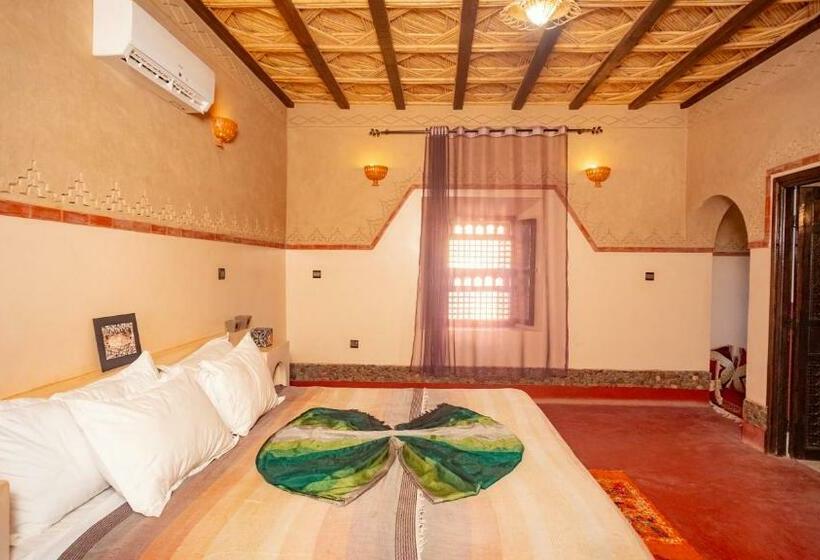 חדר משפחתי נוף לבריכה, Ecolodge L île De Ouarzazate