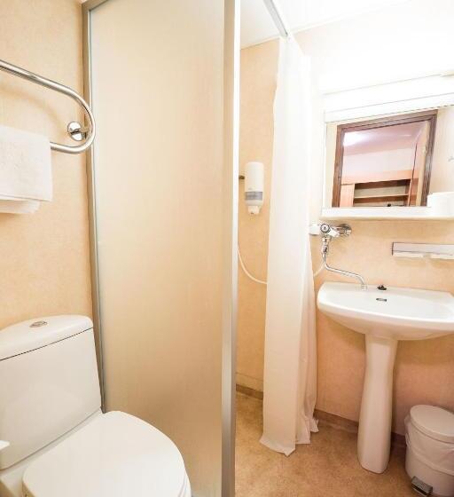 Трежместный Номер Economy, Budget Hotel Raahe