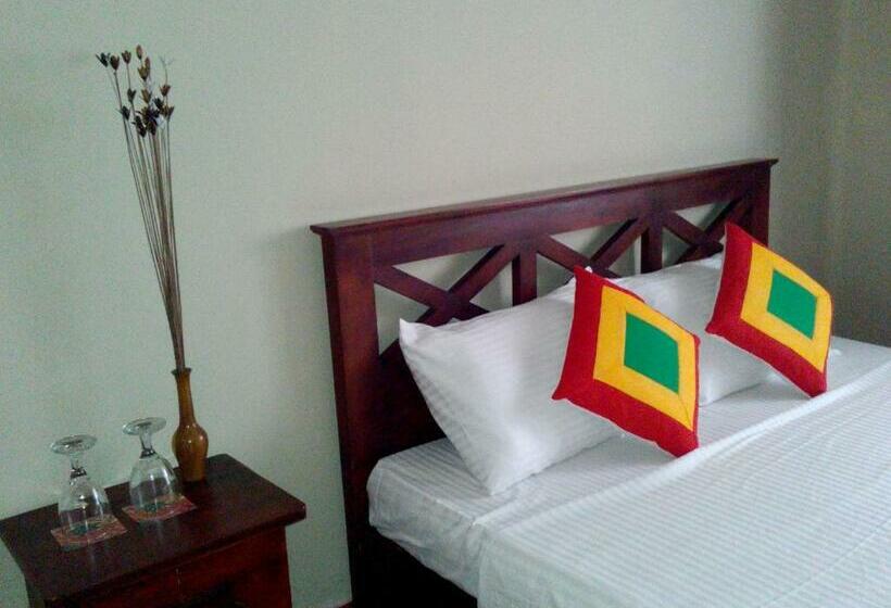 اتاق استاندارد, Osheen Family Guest House