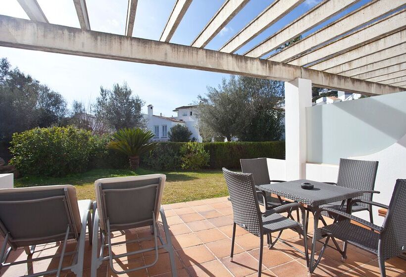 بانگلوی استاندارد, La Pergola Mallorca