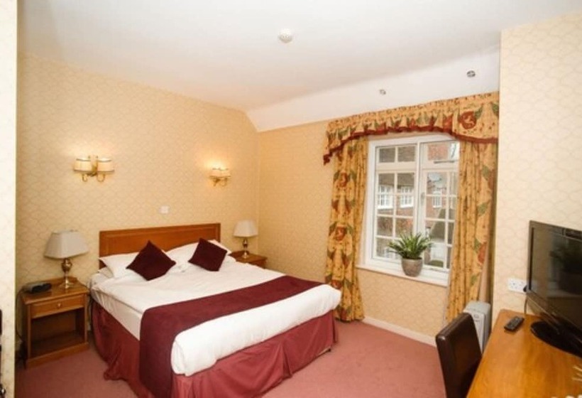 Quarto standard, Howfield Manor