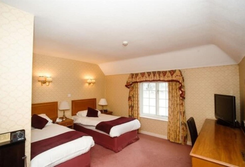 Quarto standard, Howfield Manor