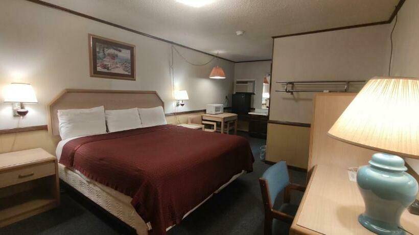 Стандартный Номер Кровать Кинг, Twin Pine Motel