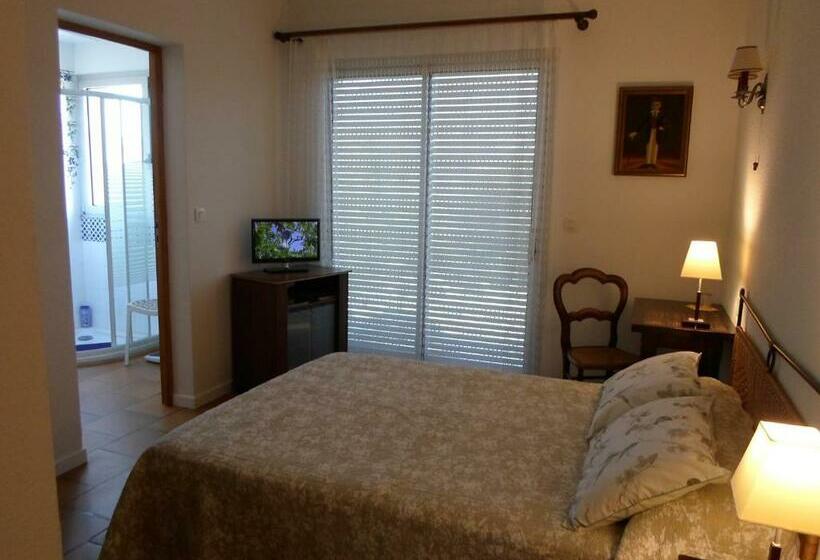 Номер Стандарт с Террасой, Chambre D Hôtes Villa Chênes Pierres