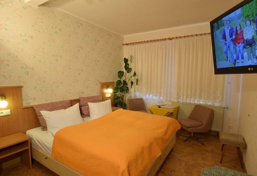 Номер Стандарт, & Gasthof Garküche