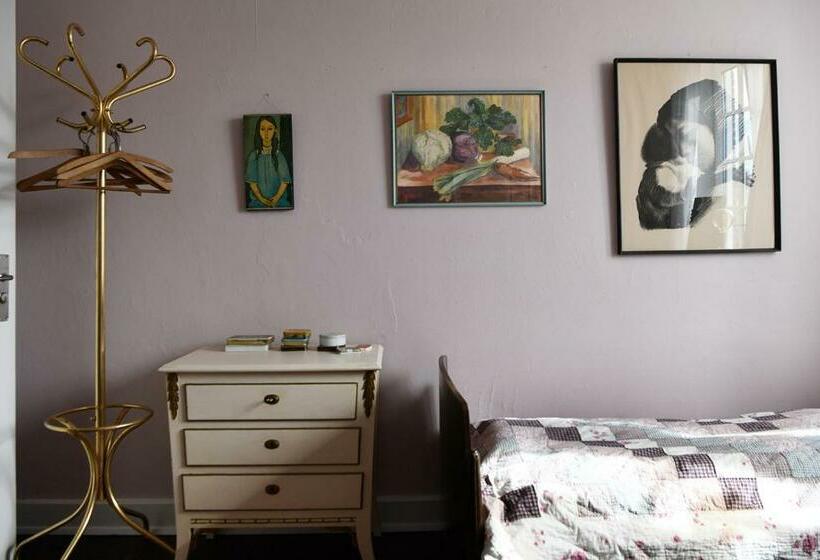 Номер Стандарт, Huset I Hejls
