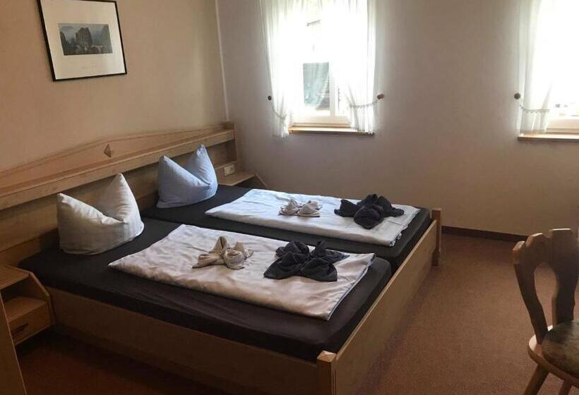 Номер Стандарт, Gasthof Zur Hoffnung