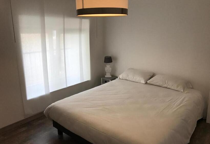 Дом 3 Спальни, L'hostellerie De Sèvremont