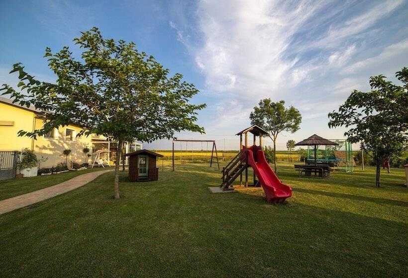 Четырехместный Номер Стандарт, Agriturismo B&b Vista Parco
