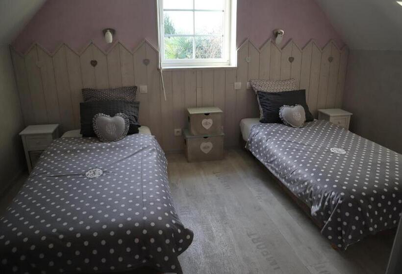 Дом 1 Спальня, La Bastide Du Moulin   Mont St Michel