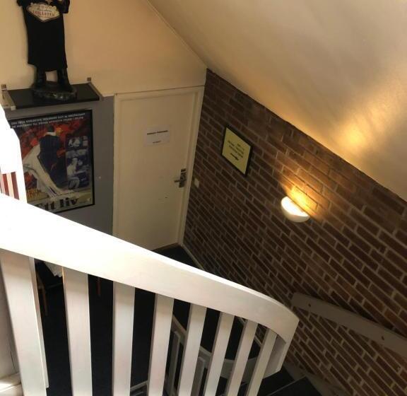 スタンダードルーム, Ekegården