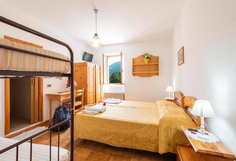 Номер Стандарт Трехместный, Rifugio Monte Baldo