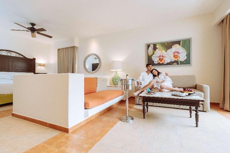 ジュニアスイート, Occidental At Xcaret Destination   All Inclusive