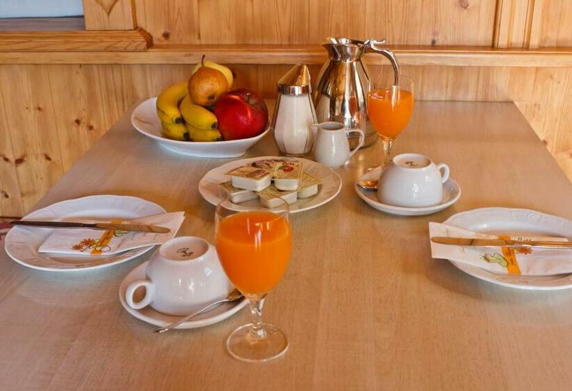 Номер Стандарт, Gasthof Pension Traube