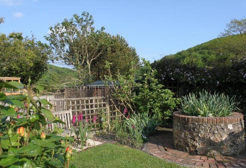 Номер Стандарт, B&b South Downs Way