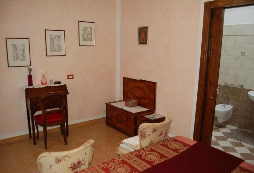 Номер Стандарт Вид на Сад, Agriturismo Le Rondinelle