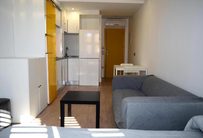 Studio Standard, Mirablau
