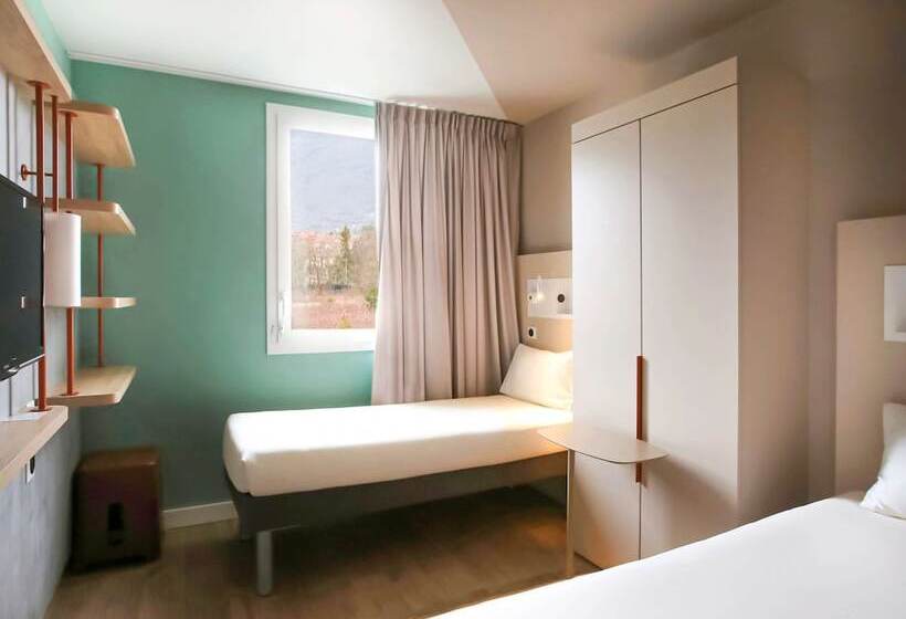 Номер Стандарт Трехместный, Ibis Budget Geneve Saint Genis Pouilly