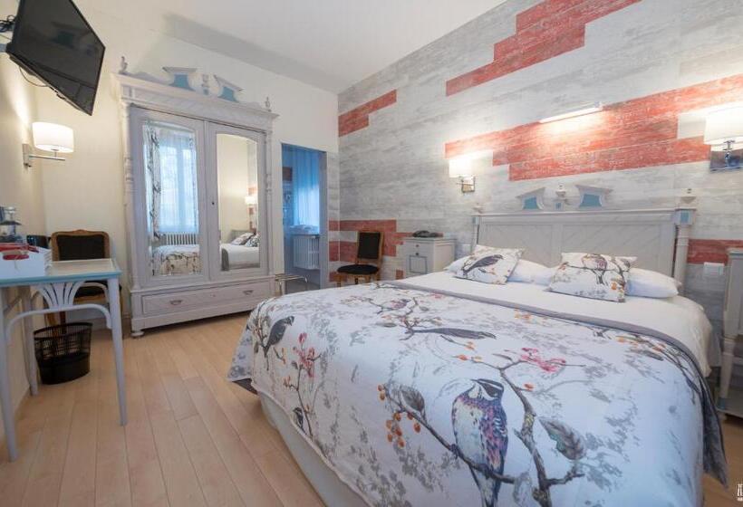 Номер Стандарт, Logis Hôtel & Restaurant Des Lacs
