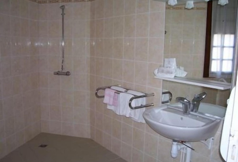 Номер Стандарт, Hôtel De L Agriculture
