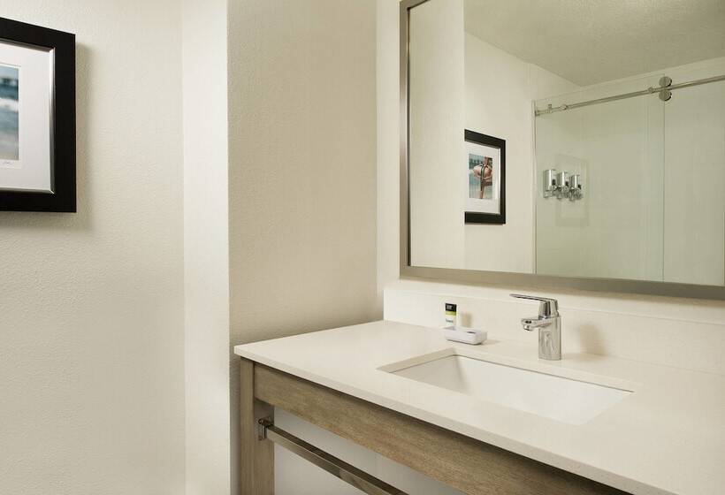 סוויטת ג'וניור נוף לים, Four Points By Sheraton Jacksonville Beachfront