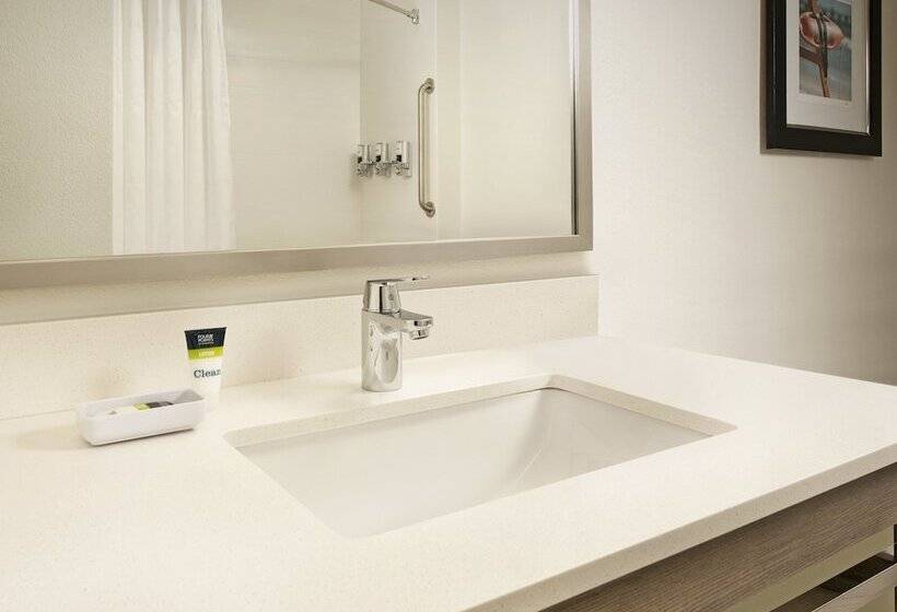 סוויטת אקזקיוטיב נוף לים, Four Points By Sheraton Jacksonville Beachfront
