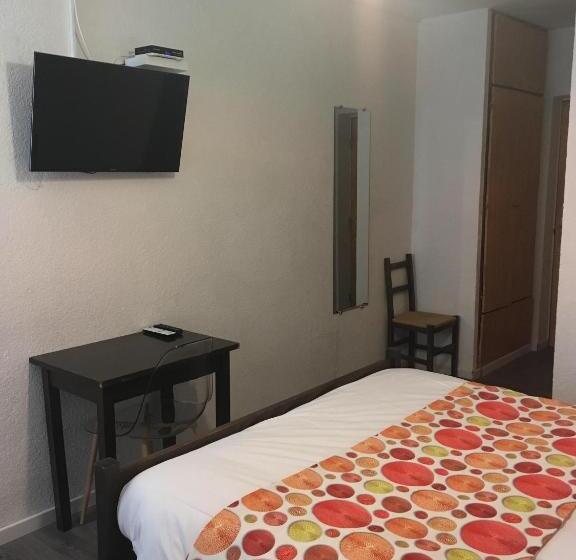 Номер Стандарт, Auberge De Rustréou