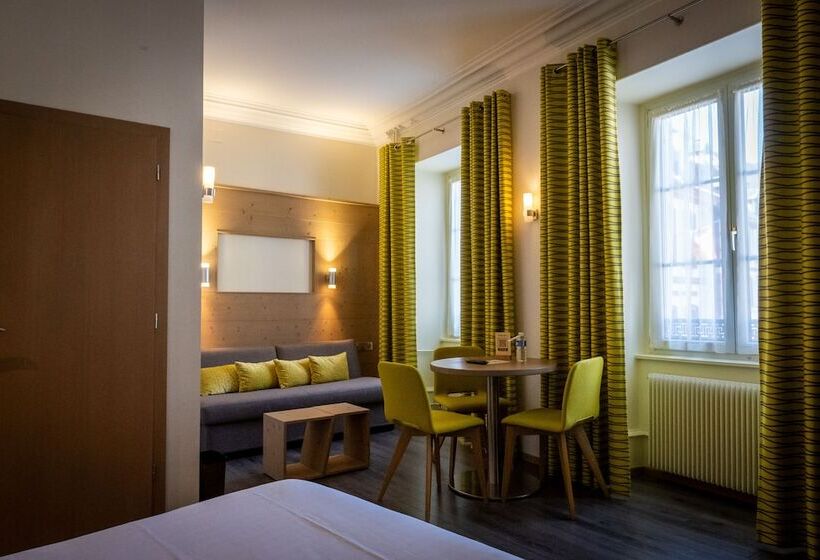 Номер Superior, Logis Hôtel De La Tour