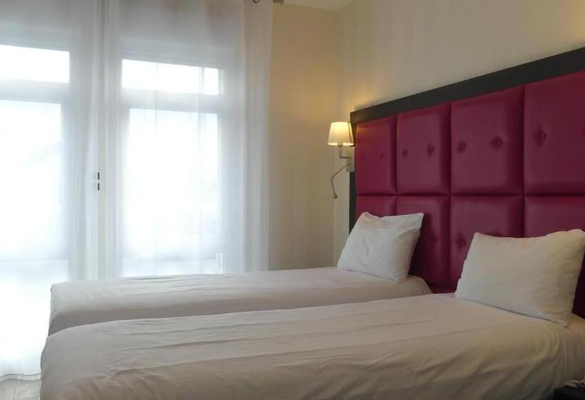 Семейный Номер, Logis Hôtel Saint Guirec Et De La Plage