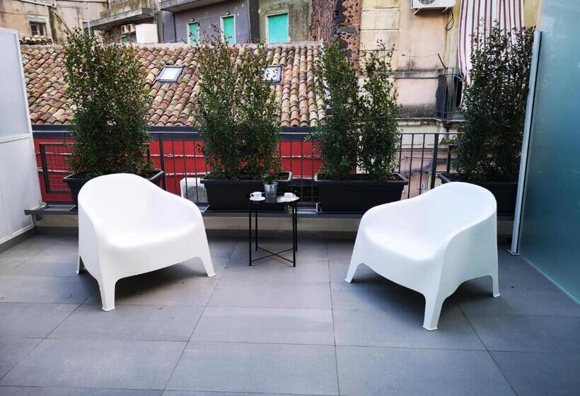 اتاق استاندارد با تراس, Armisi B&b