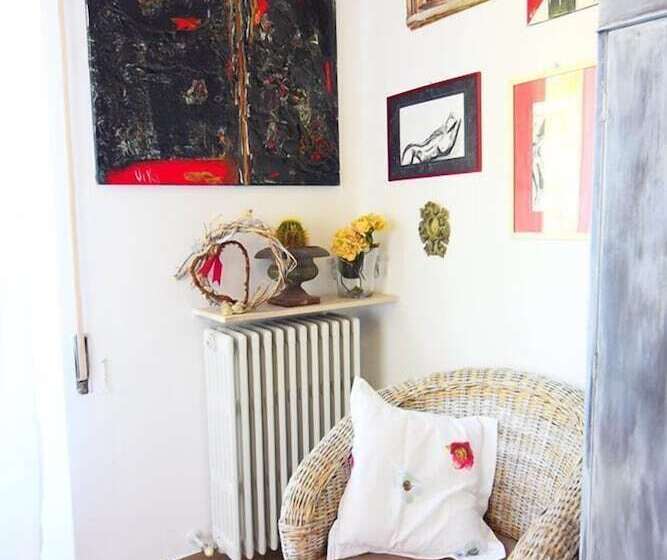 Номер Стандарт, A Casa Dell'artista Viki