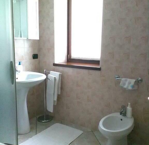 Номер Стандарт, B&b Carunei