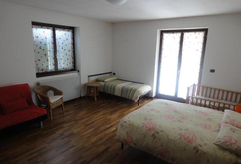 Семейный Номер Совместный Санузел, B&b Carunei