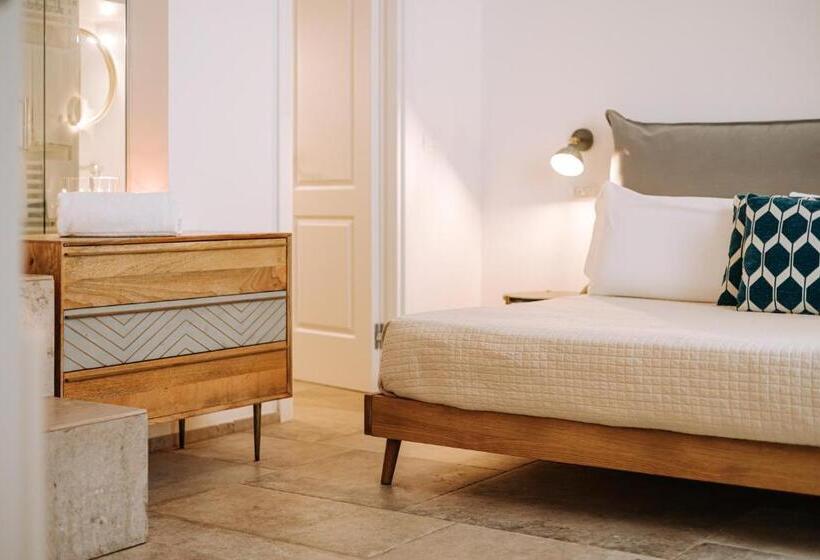 Люкс Кровать Кинг, Suite1212  Pirrelli