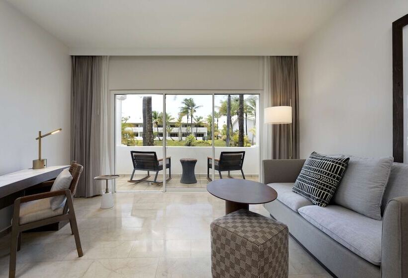 اتاق لوکس با چشم‌انداز باغ, Hyatt Regency Grand Reserve Puerto Rico