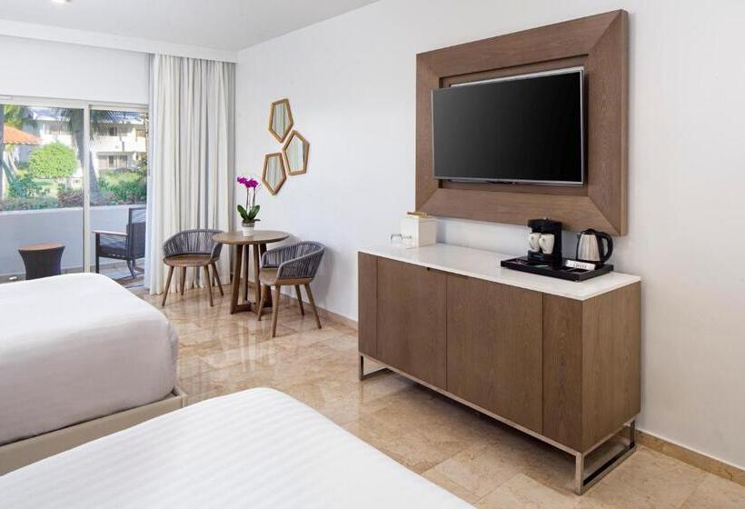اتاق پریمیوم با چشم‌انداز باغ, Hyatt Regency Grand Reserve Puerto Rico
