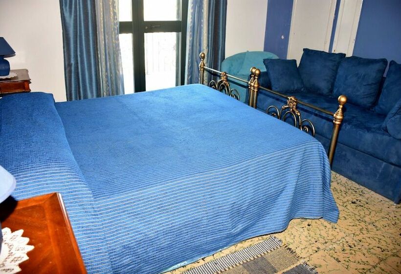 Вилла 3 Спальни, Porto Vecchio