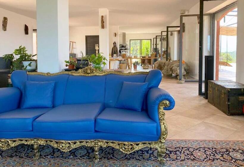 Дом 4 Спальни, Tenuta Santa Caterina