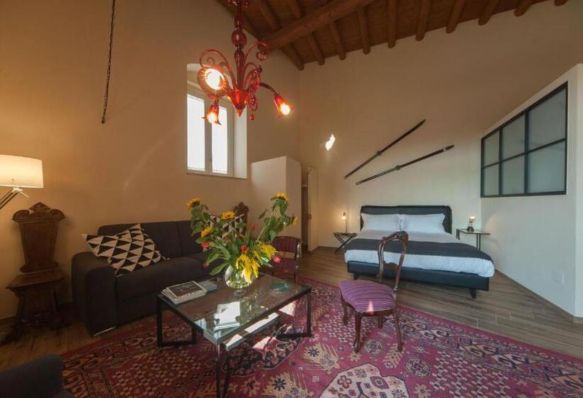 استودیوی استاندارد, La Soffitta Covelli