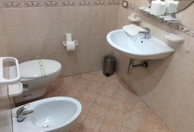 Четырехместный Номер Стандарт, B&b Delle Rose