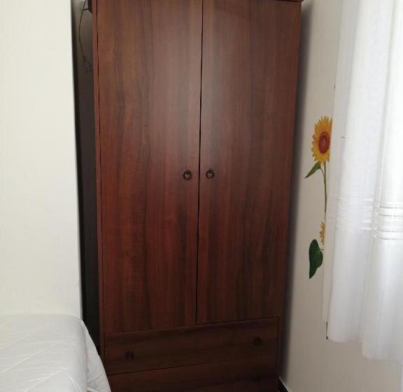 Трехместный Номер Стандарт Вид на Сад, B&b Galletto