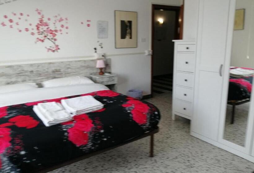 Трехместный Номер Стандарт Вид на Сад, B&b Galletto