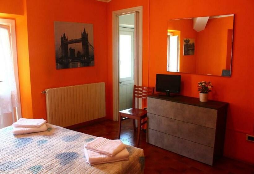 Номер Стандарт, Albergo Del Lago