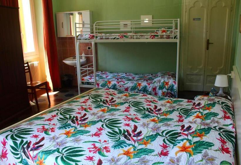 Четырехместный Номер Стандарт, Albergo Del Lago