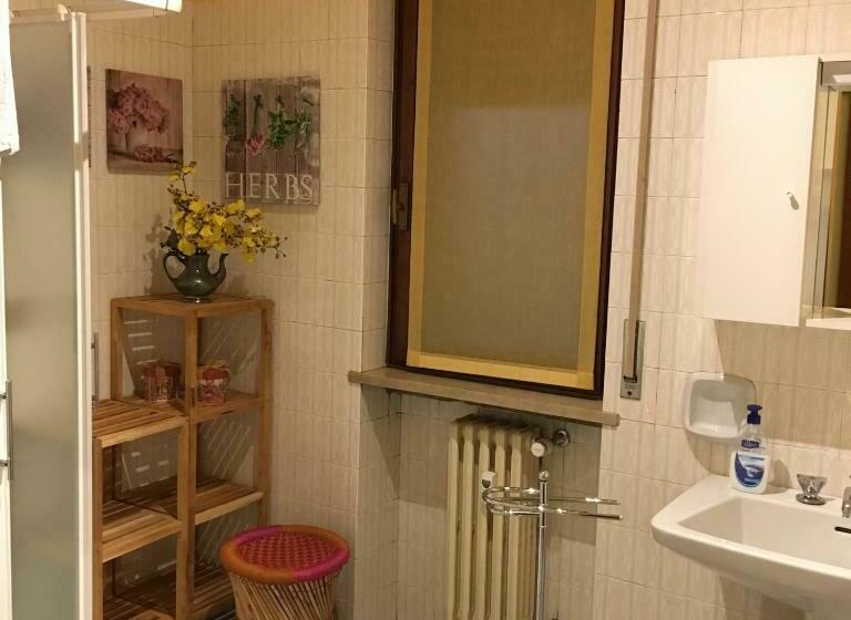 اتاق استاندارد با سرویس بهداشتی مشترک, La Giara Rooms